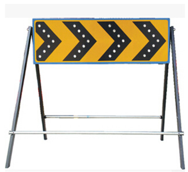 西安交通設(shè)施-太陽能導(dǎo)向標(biāo)志牌